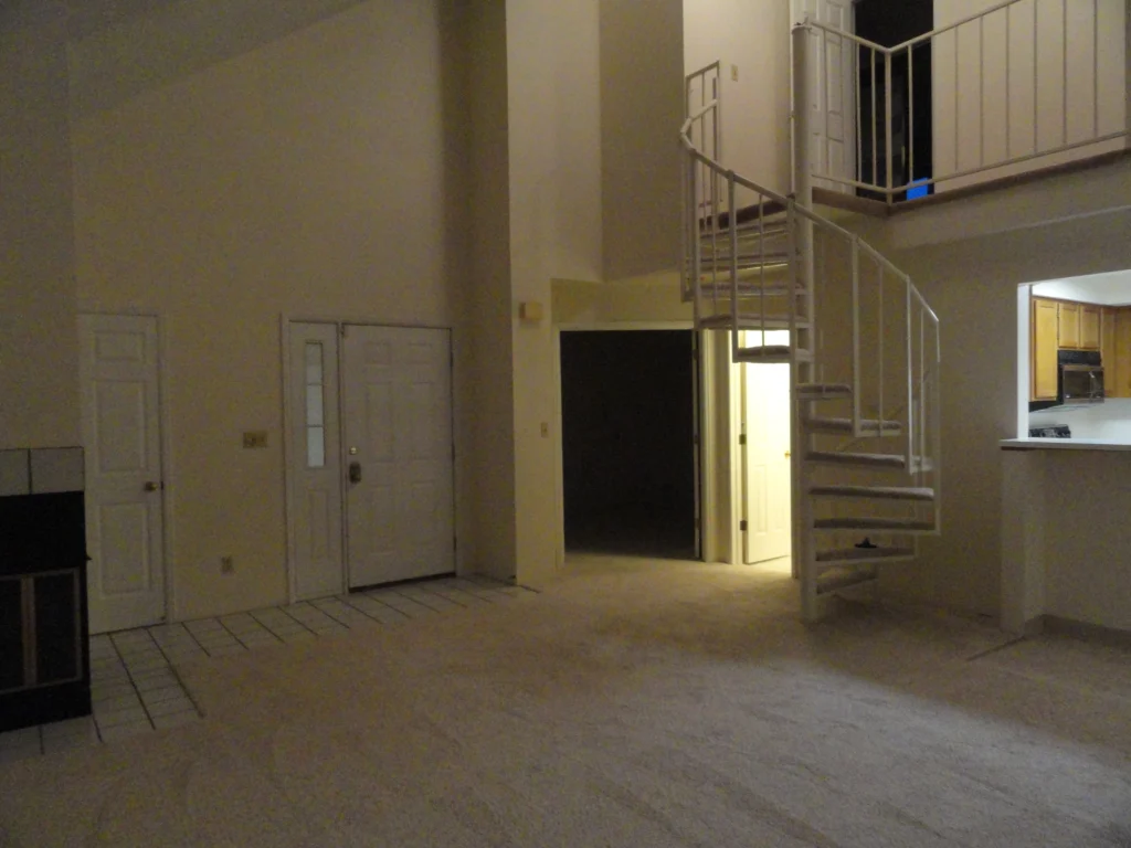 Ivy Street Renovation before